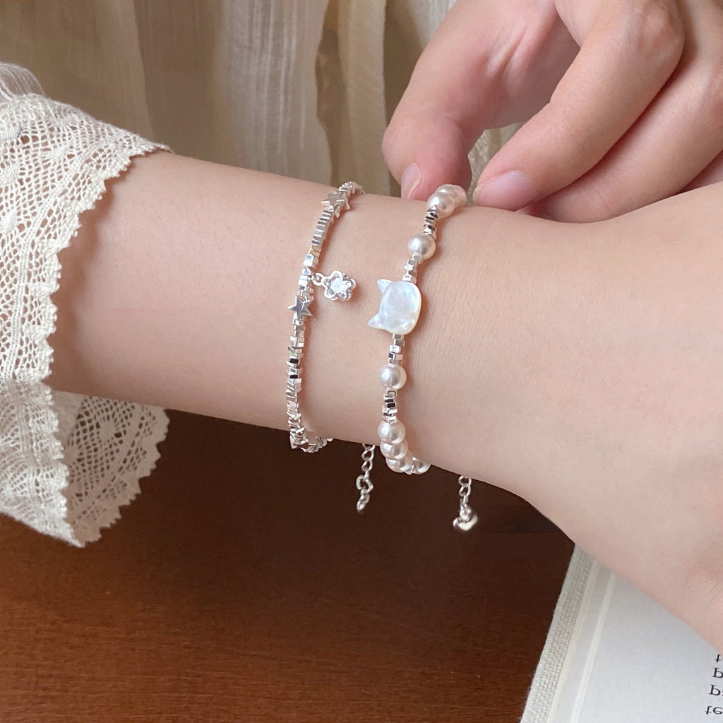 Zircon-spaced Pearl And Silver-dust Cat-head Bracelet For Women