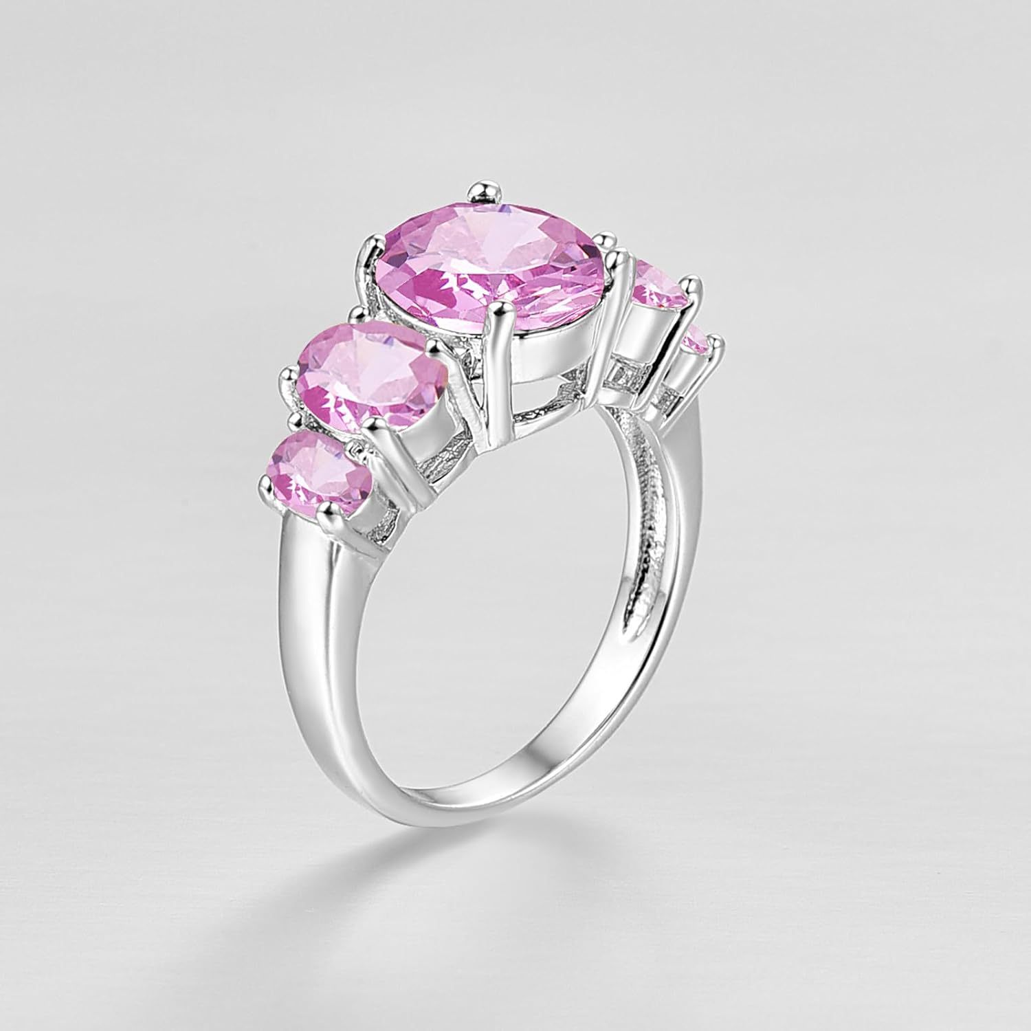 Light-luxury Oval Colored Pattoite Ring