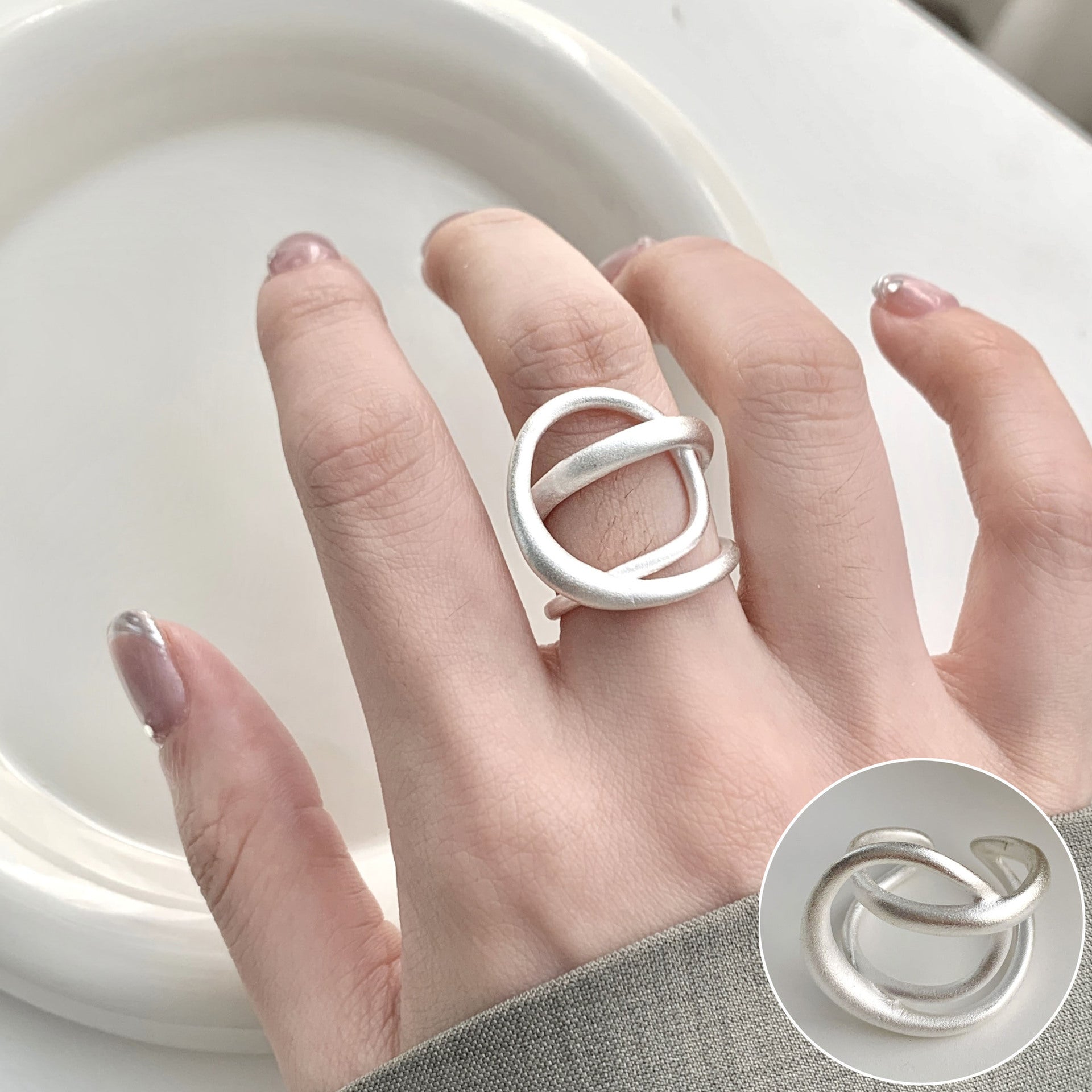 Matte Frosted Wide-band Ring Womens Exquisite Design