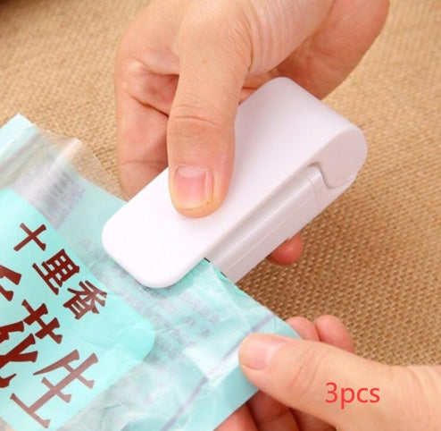 Household plastic bag sealer